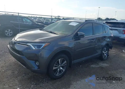 2018 Toyota Rav4 Adventure/Xle z USA, uszkodzony, nr VIN 2T3WFREV0JW426267